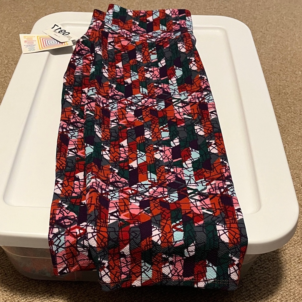 LulaRoe Cassie S Geometric Women's Skirt NWTs